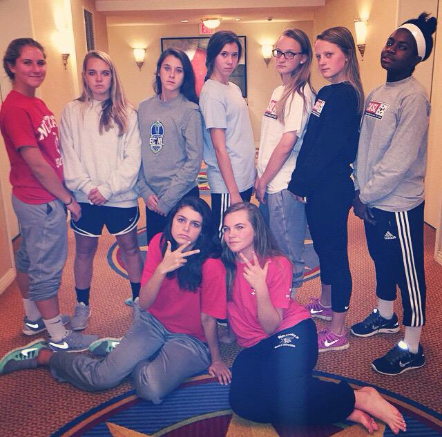 ag_abrams's tweet photo. H16BD to my girl @_averyg_ ily and hope you have the best day ever #itsfine #only75 dollars 💗💗💗 http://t.co/ooL7c6vEEF