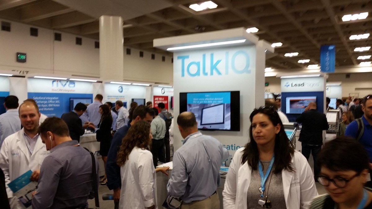 MWatLarge's tweet photo. The coolest (and creepiest) thing at #DF15. Think Siri recording &amp; analyzing ur sales call.

http://t.co/jBQJohcVue http://t.co/JQVx7sZNFh
