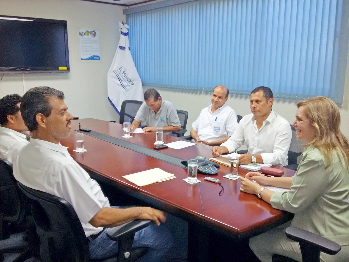 Oscar Herrera (XOscarHerreraX) Twitter