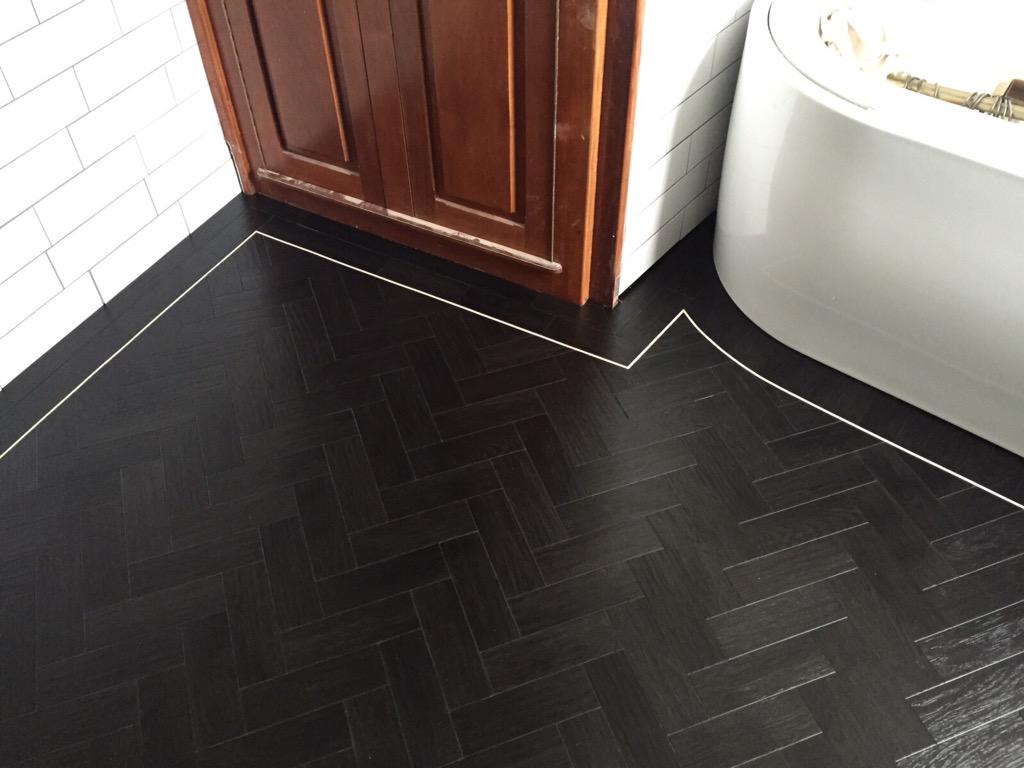 jaybowselector's tweet photo. @KarndeanFloors @SandDFlooring  today's little job in Art select, black oak #2015 winners 😉 http://t.co/mEQeJj7aWD