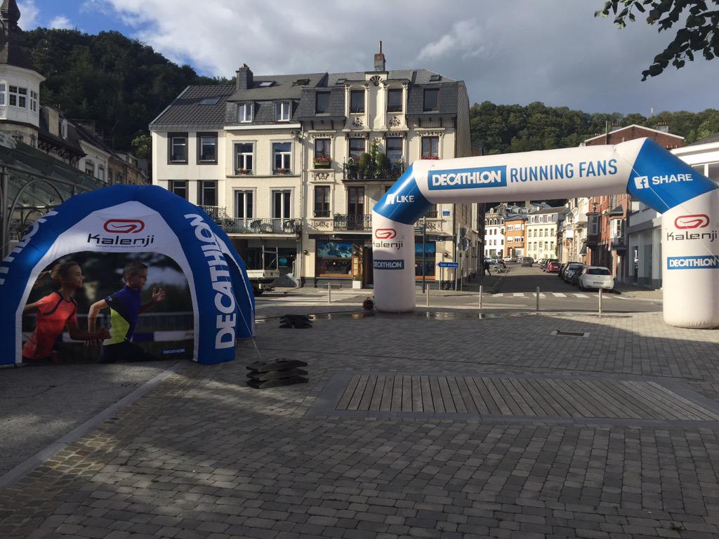Inflatepromo's tweet photo. Pop-up trail #decathlon #decathlonevents #kalenji @Kalenji http://t.co/FVPVDJ2SWa