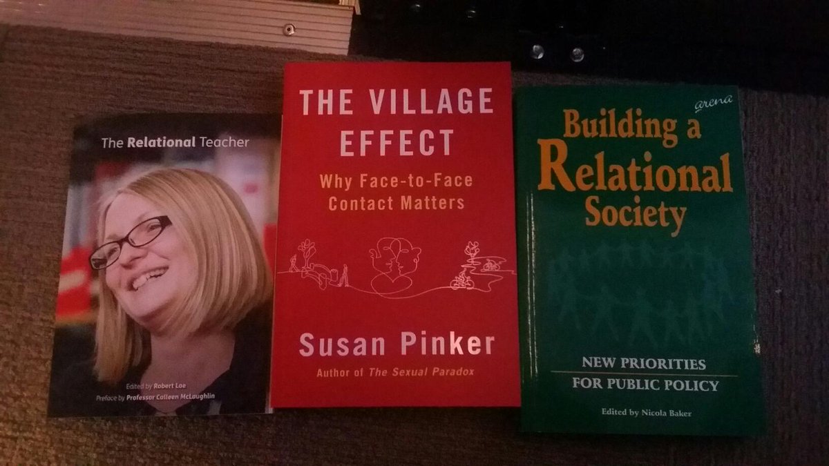 sifowler's tweet photo. Awesome reading cut out for me! Can't wait. #R_Thinking @R_Thinking @RSchoolsProject http://t.co/jedg3fHSbo