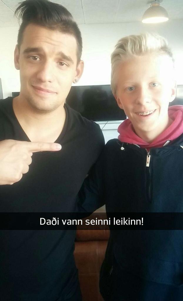 "Það er gaman að gefa" segir <a href="/MateDalmay/">Muzzur55</a> #fotboltinet