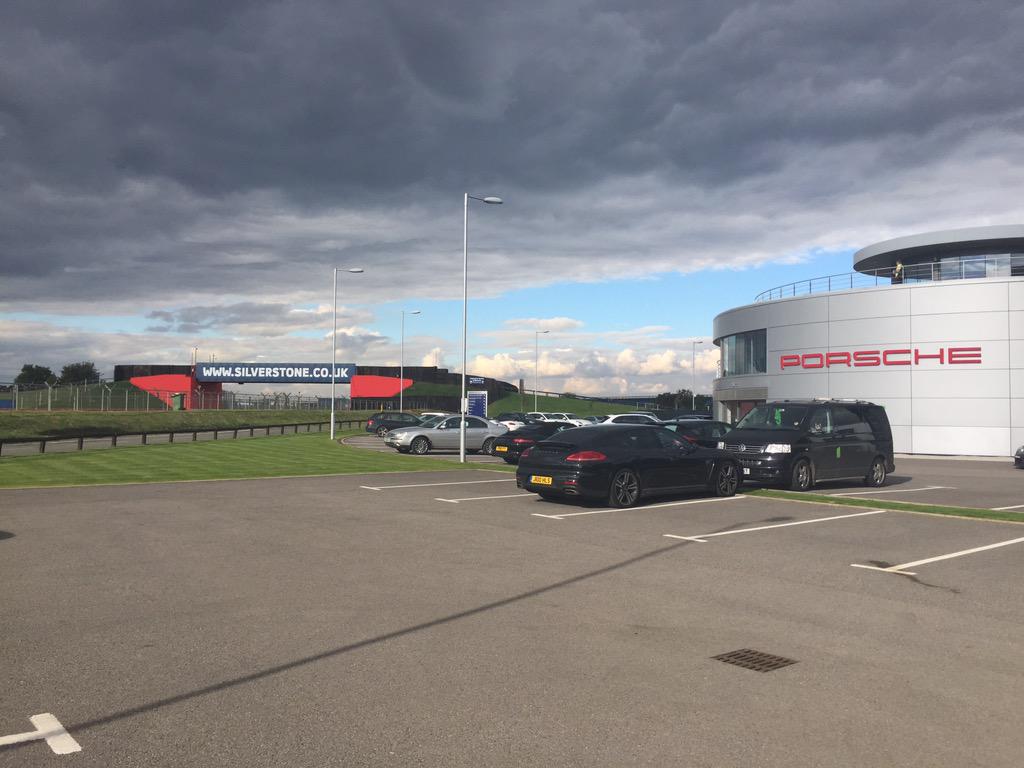 JodyFannin's tweet photo. Good day @SilverstoneUK with @MSAAcademy. Next time I'll be here will be for a fitness assessment 😁 http://t.co/9NjOObfz4X