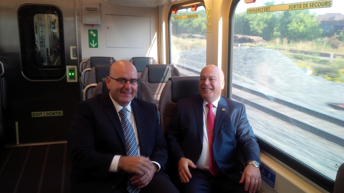 StevenDelDuca's tweet photo. Pleasure to welcome my friend, #Quebec Minister @robertpoeti to discuss mutual transit and transportation issues. http://t.co/7Yia8Id5jH