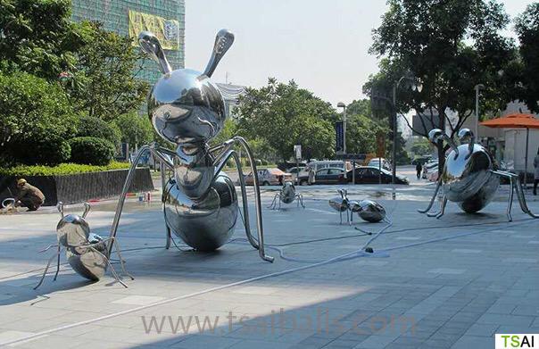 VanOrthen's tweet photo. We design #art #figures in all sizes. Good for #zoo, #park, #boat, #event, #office, #hotel, cities, etc http://t.co/K1U2O7QMB7