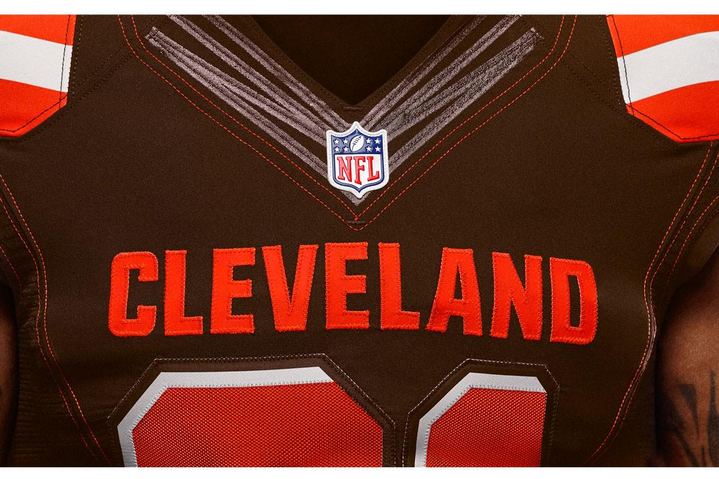 Complex's tweet photo. The Top 15 NFL Team Jerseys of 2015

3. Philadelphia Eagles
2. New York Giants
1. http://t.co/qp03PmzEFt http://t.co/b09V2ivcar