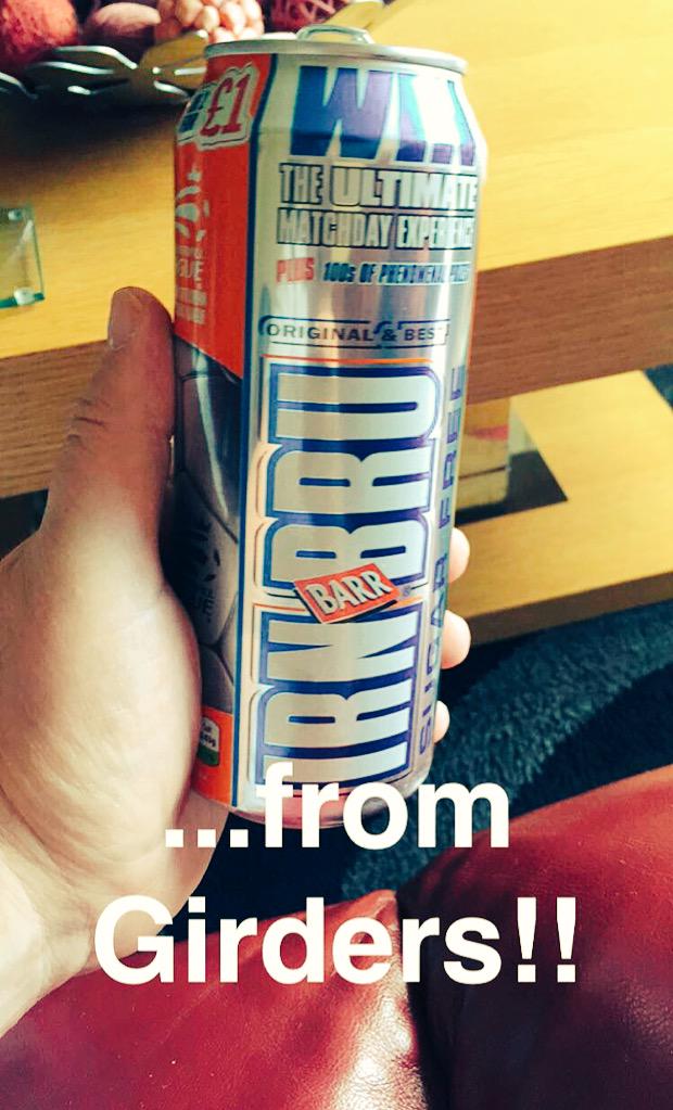 M20RBT's tweet photo. #irnbru #Barrs http://t.co/qN76Hnr4XN