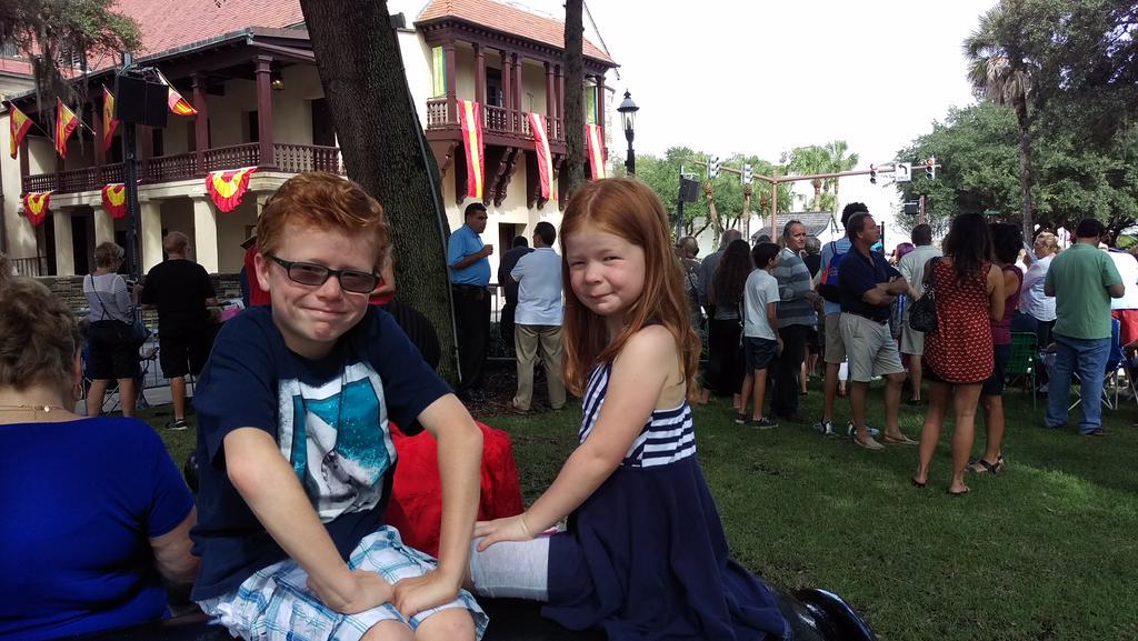 MrReluctant's tweet photo. Waiting for the King! #staugustine450 http://t.co/fvVzG07AVr