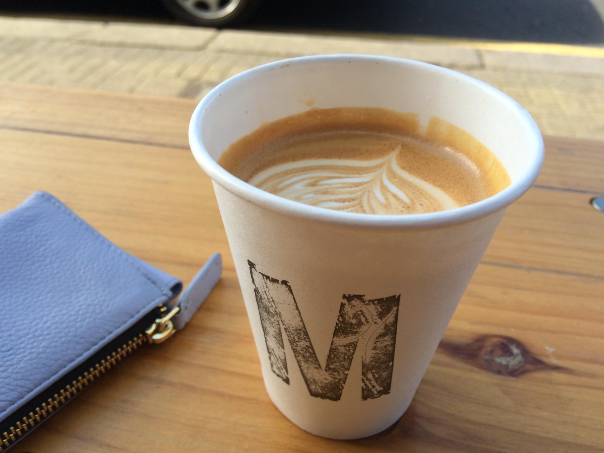 nzwomen's tweet photo. After a new brunch spot? Try Mud in SW17. Ozone coffee, corn fritters... YUM! http://t.co/Z4cbGTyoSl #mudtooting http://t.co/FMFSdG5ipK