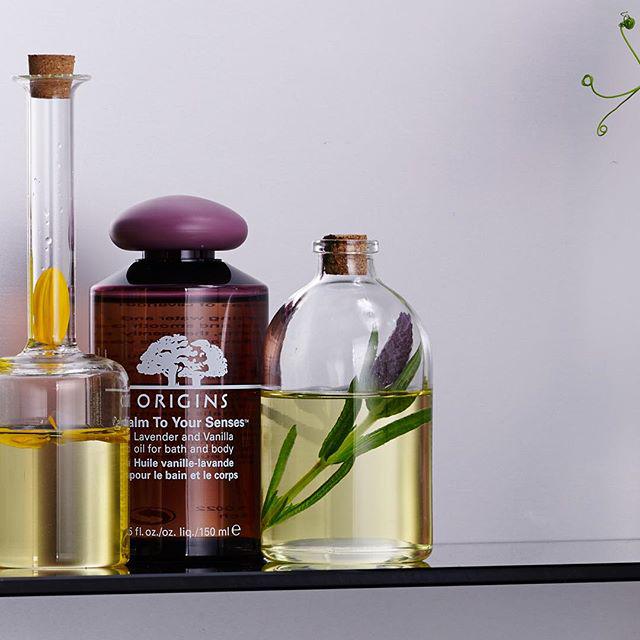 Origins's tweet photo. Long week? Unwind with our most soothing scent-sation with lush Lavender and warm Vanilla. http://t.co/cvIWvKX7b4 http://t.co/yxISnapr2p