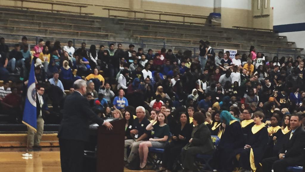 GovMarkDayton's tweet photo. Today is Columbia Heights High School Day in the State of Minnesota! Go #Hylanders! http://t.co/Qb0LEBgVuE
