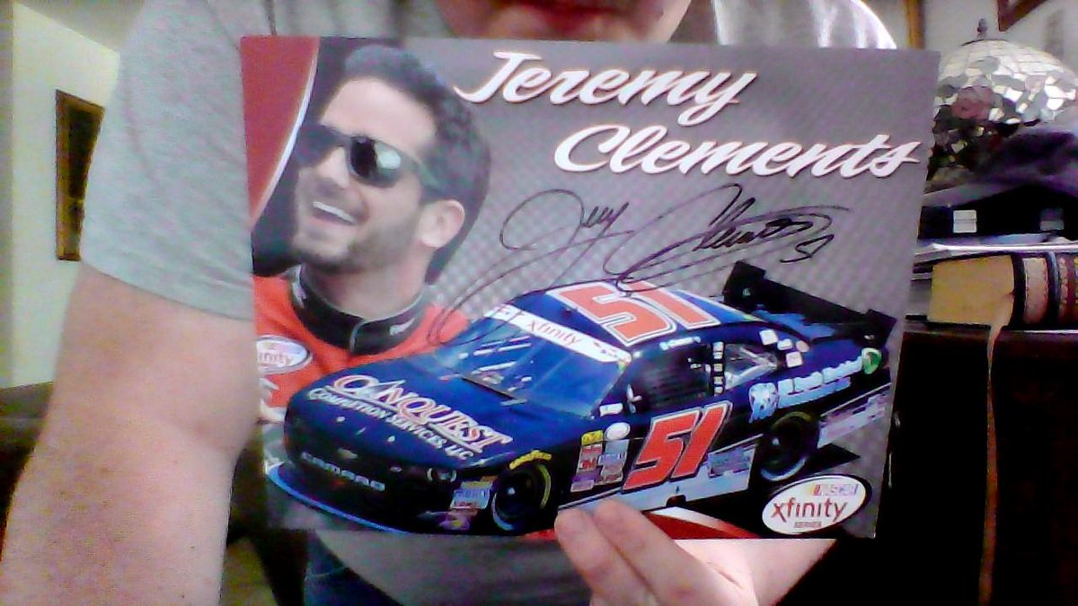 mlharvey00's tweet photo. Thank you @JCR_Clements51 and @JClements51 for the Autographed Hero Card. #Collectiongrowing http://t.co/eSu1M86l8N
