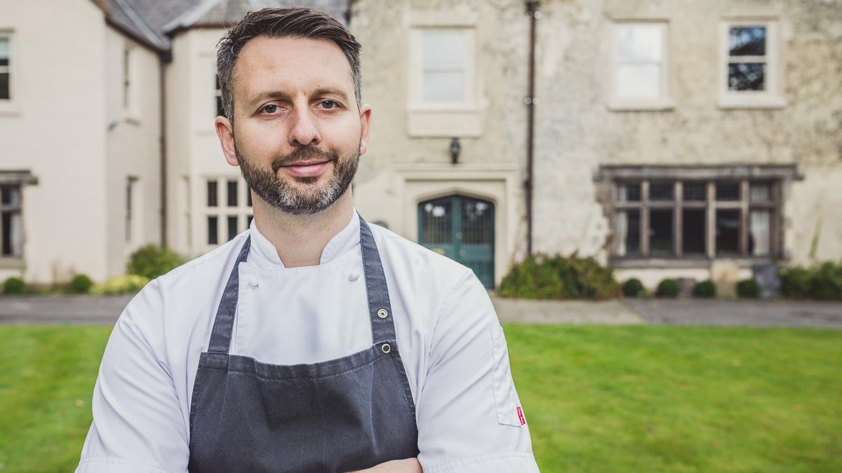 RestaurantMagUK's tweet photo. Former L'Enclume chef @MarkDBirchall on his new restaurant with rooms http://t.co/sAa02DKCjM http://t.co/QIB86viw3i