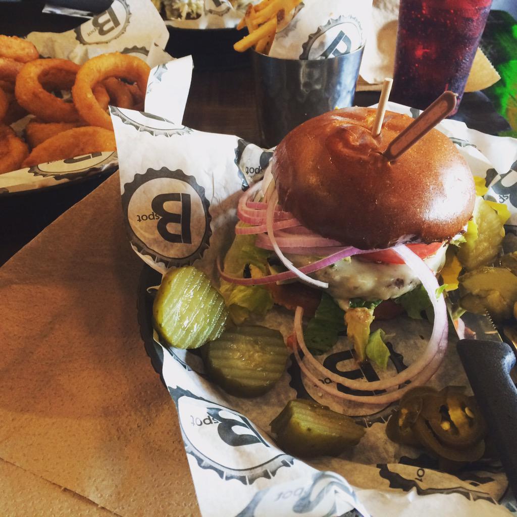 JulieDombroski's tweet image. Happy National Burger Day, ya'll!!!! #nationalburgerday #smashmode 🍔😍😜