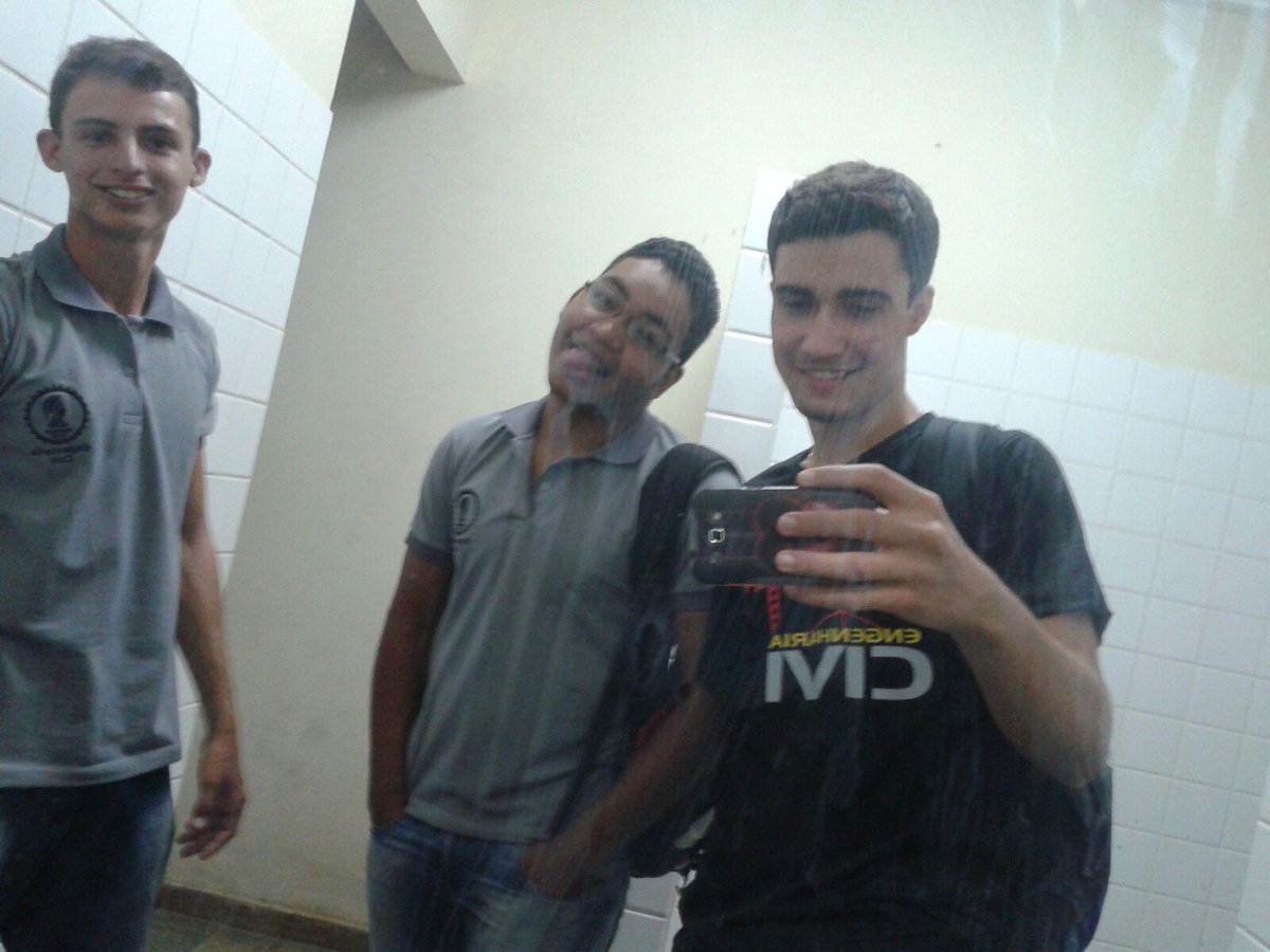 marcelokellvy's tweet photo. Bora? Estudar! Kkkkk http://t.co/1fgZhXhqKB