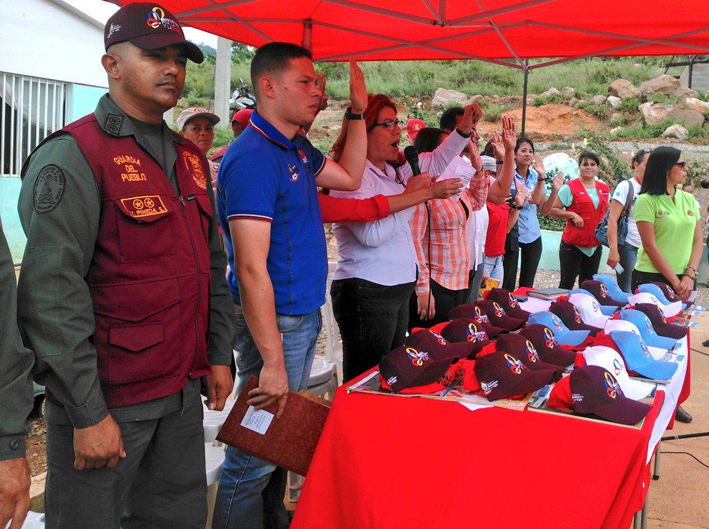 smygm_trujillo's tweet photo. Juramentada Tropa Fija de @HogarDeLaPatria en tTujillo @gobtrujillo @NicolasMaduro @ajacquep http://t.co/TXs6loxW0L