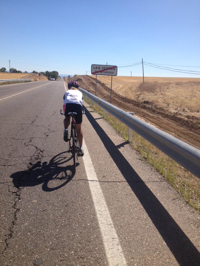 anglnunez's tweet photo. Las cosas que tiene preparar un medio Ironman @nitisma1 te suena esto @carrituit te dejan las patas secas, q sitios 😜 http://t.co/wxLXiVSqN3
