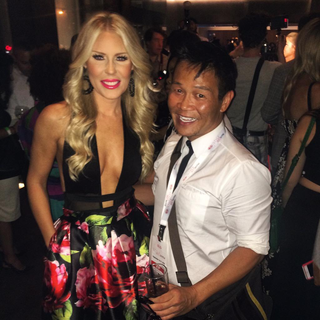 YuGlen's tweet photo. #NewYorkFashionWeek #FinallyParty #FunTime #STYLE360 #FashionWeek #ClosingParty #NYM #NYFW #hairstylist #actorslife http://t.co/Dj2quzUNgp