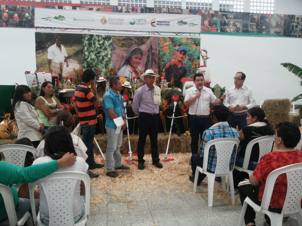 ArielBorbon's tweet image. Estamos más cerca de los beneficiarios del Incoder, escuchando sus solicitudes y necesidades. #IncoderAvanza