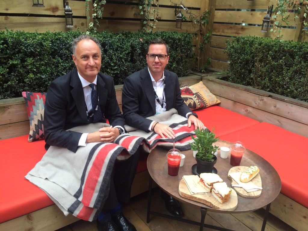 TimVallance23's tweet photo. Memories of #BCSC2015. It was cold up North. @rustandstone with @JLLEuropeRetail research guru & Godfather of Soul JB http://t.co/Pt1WmD0cZF