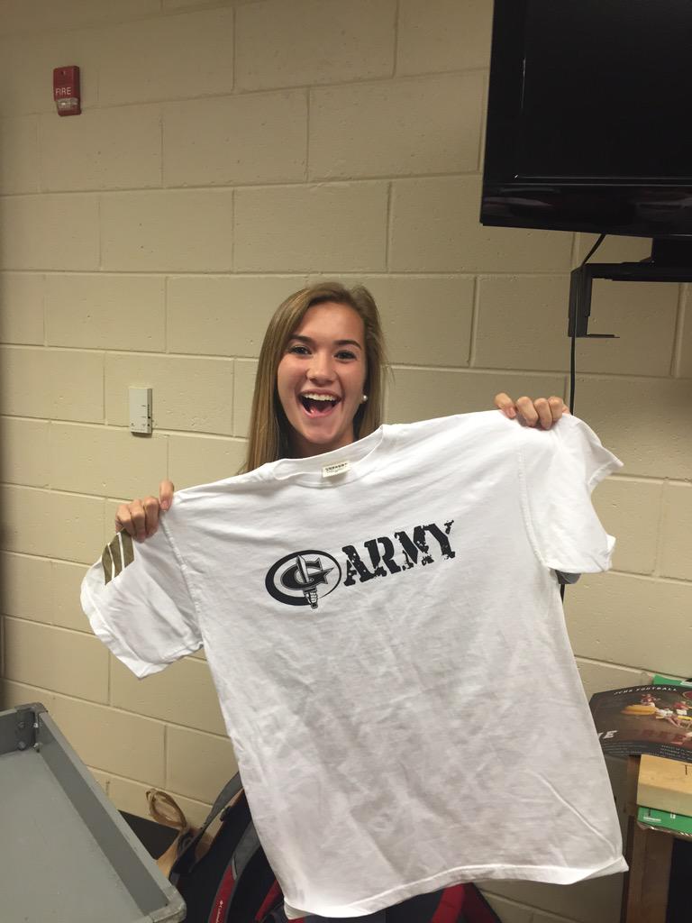 GladiatorArmy's tweet image. They're here! Pick up at lunch on Monday. See you tonight #JCHS #SupportTheFam