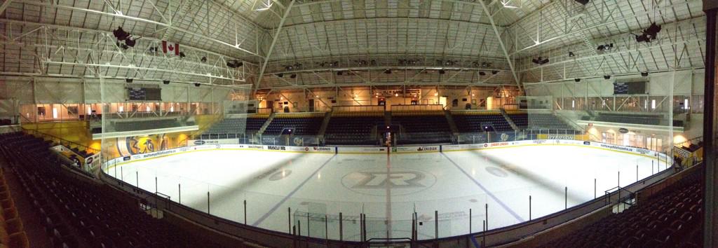 alex_daddese's tweet photo. The calm before the storm #ryersonrams #uoitridgebacks #oua #cis http://t.co/sYALm7HNeb