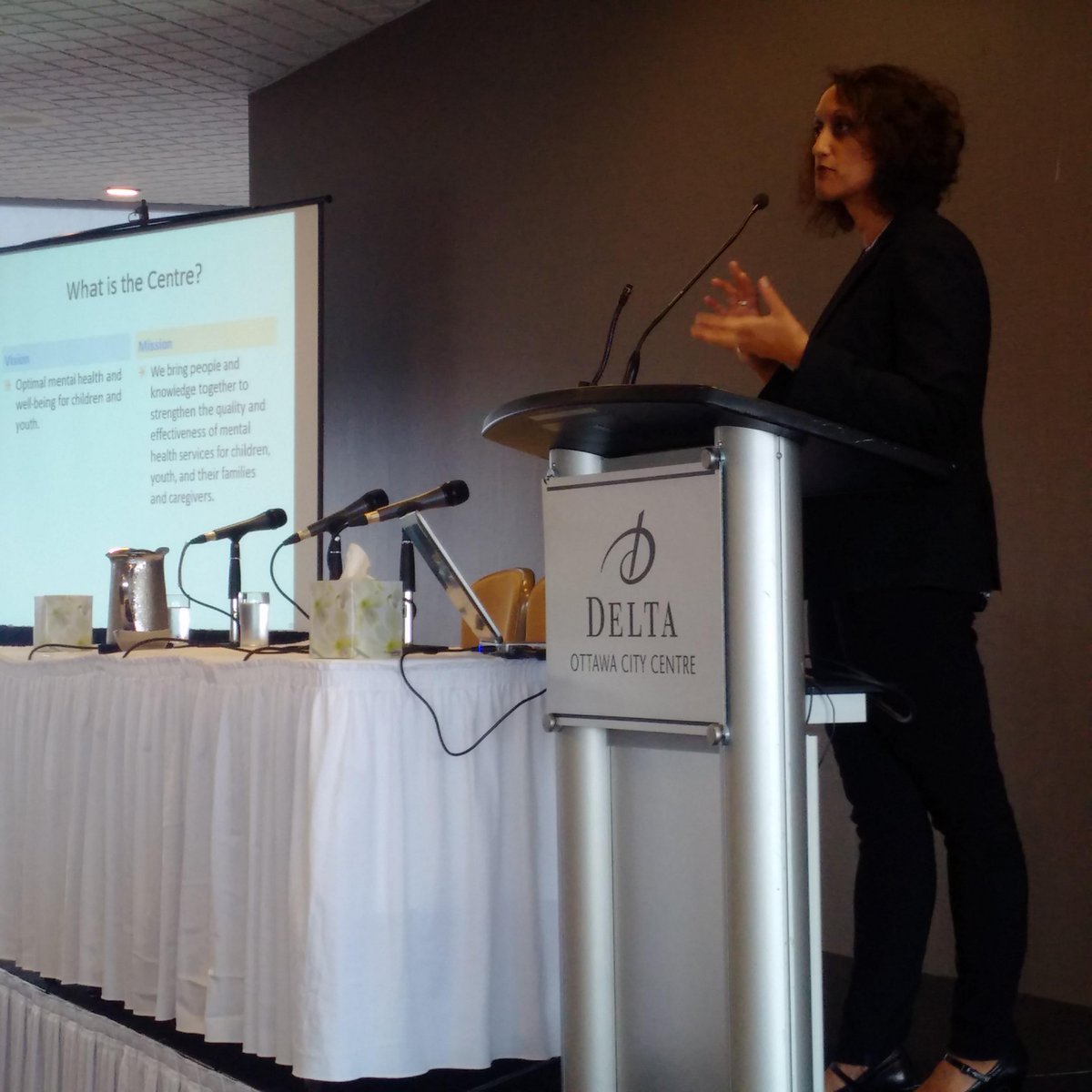 researchimpact's tweet photo. This time with the right pic of @purnimasundar at #BrainDev15 http://t.co/WOMQqAAri2
