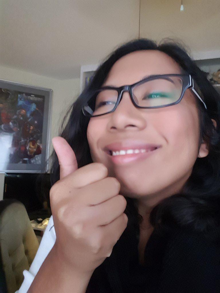 NerdyAndQuirky's tweet image. shoutout to my home girl foundation and concealer because my skin was not having it today.