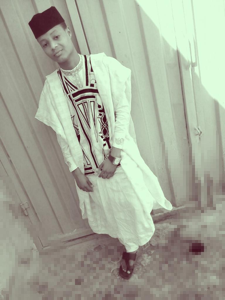 Ameer_Pyne's tweet photo. #_Thanks God it friday #Alhaji Fyne #va wani shege baba ___☆★☆★ http://t.co/iGSfHbpk2K