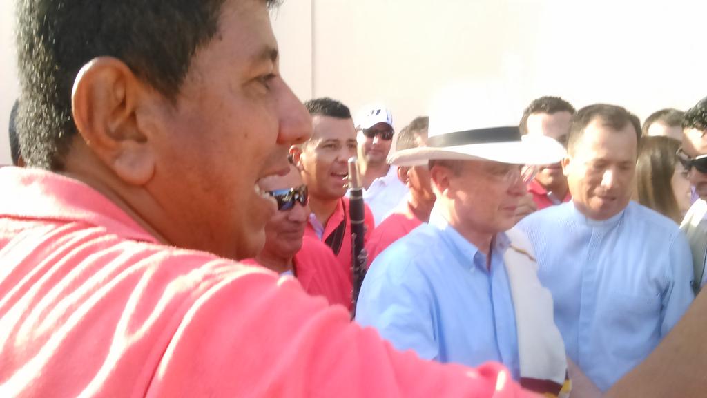 danyxavier0784's tweet photo. @AlvaroUribeVel banda musical la parrandera san luis tolima http://t.co/7VKS8EdMao