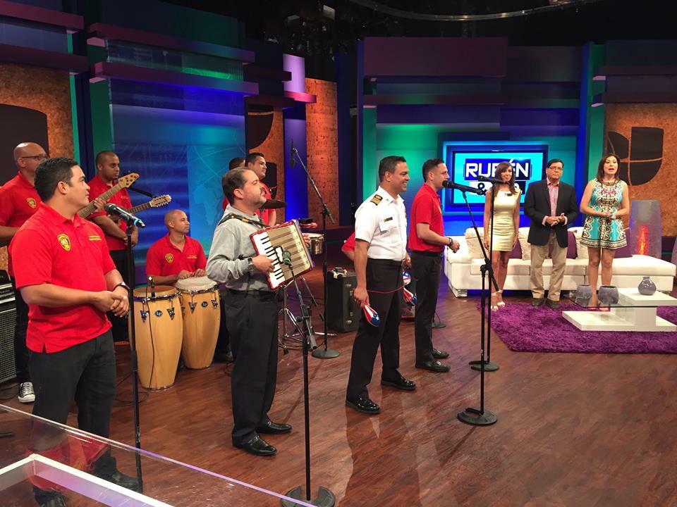 Agua que me quemo! youtu.be/RPVxzRpHPuE