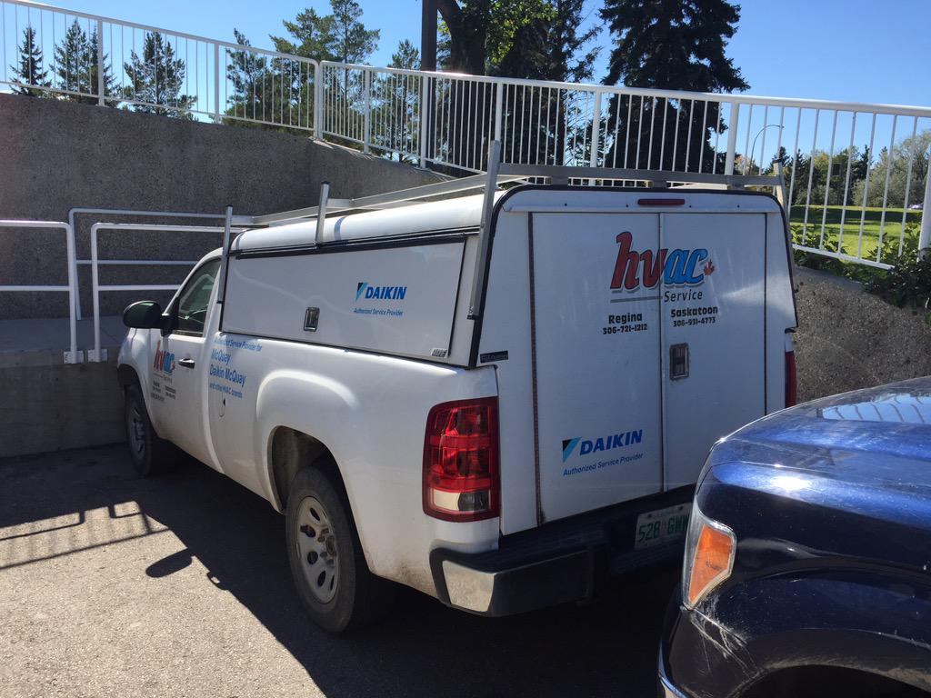hydronicsmike's tweet photo. @TacoComfort #SelfSensing Pump Series, first in NA, base mounted SFI commissioned at the University of Regina today. http://t.co/8LRsVaJ2Y7