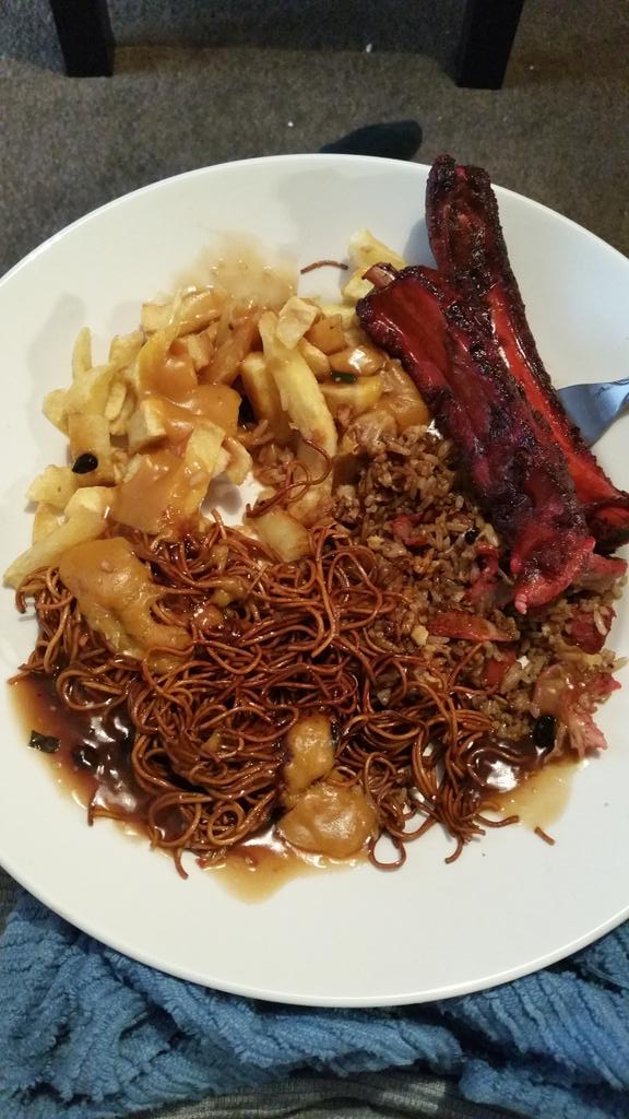 samltaylor12's tweet photo. Fat Friday! ! #Chinese http://t.co/bEFKAkaE9C