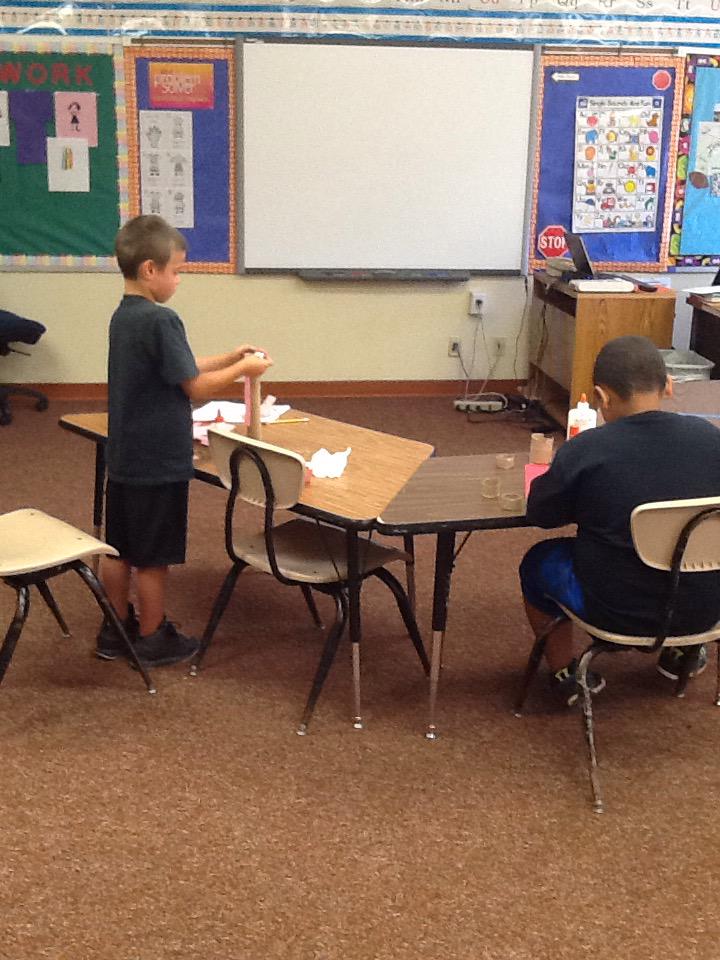 AlyssaT0812's tweet photo. My Most Magnificent Thing @EHeightsAISD #EHEstars #EHEloveslearning http://t.co/3yv0fHZeHM