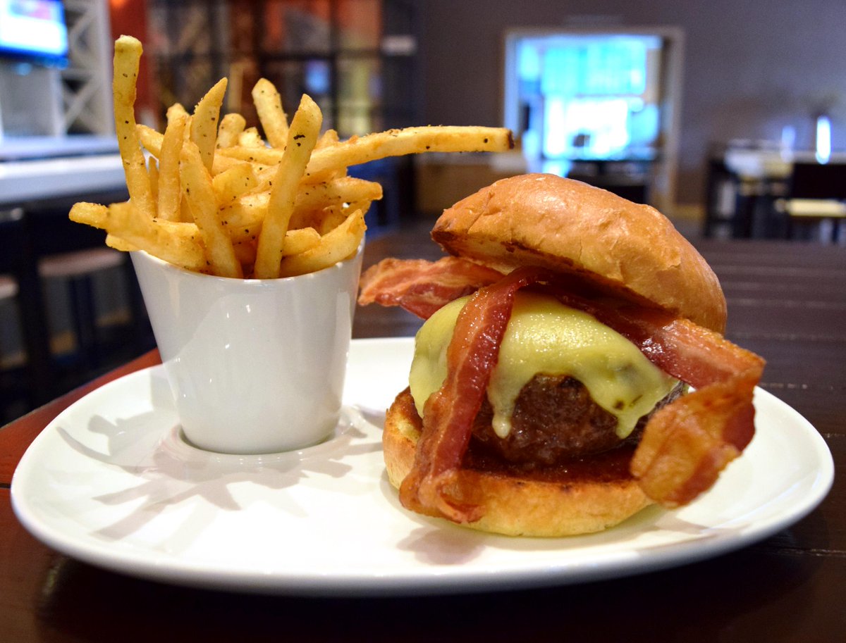 Celebrate #NationalCheeseburgerDay with our mouthwatering #44Farms Brisket Stuffed Beef #Burger! #Houston #bbq #yummy