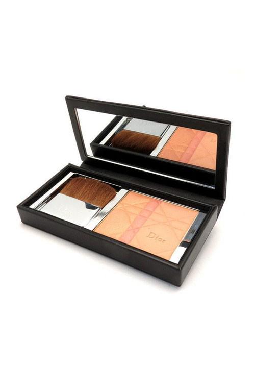 cohorted's tweet photo. RT and follow @Cohorted for a chance to #win #Dior holiday collection palette 😍 WOW, 💕 GO GO GO http://t.co/DE49Y1PxNn