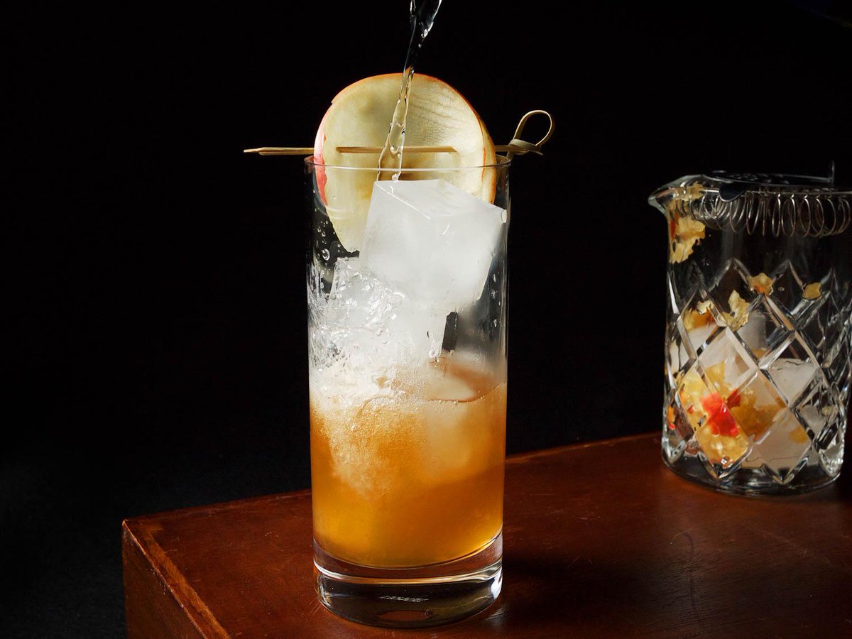 FoodieHC's tweet photo. <3 @StirAndStrain's Apple Sherry cocktail #recipe; now I just gotta get some @FollowNapoleon http://t.co/LAjoSbbGlz http://t.co/xdlam2IsOQ
