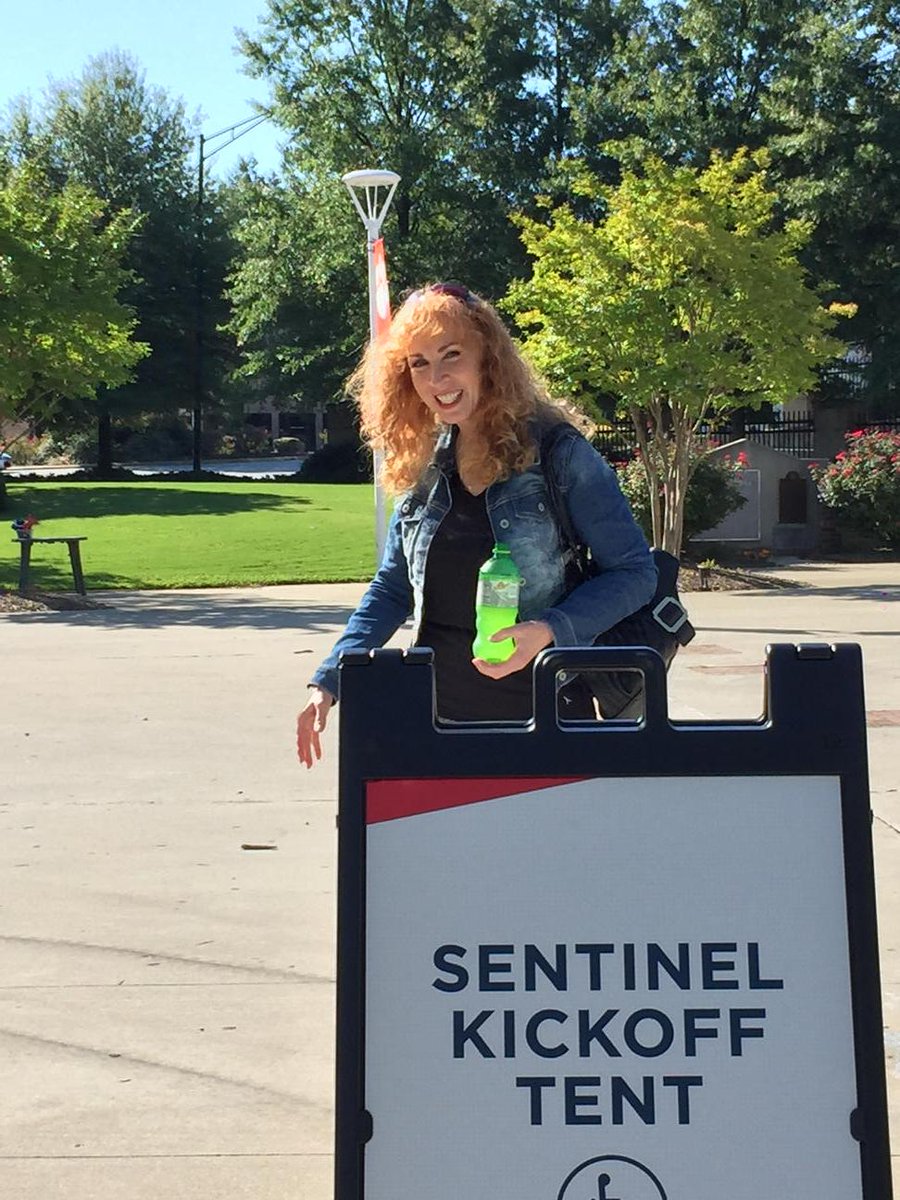ladybeau49's tweet photo. .@Reagan_Girl early bird for #sentinel15 #heritageactionforum #cosentinel http://t.co/vyczwdwQwP