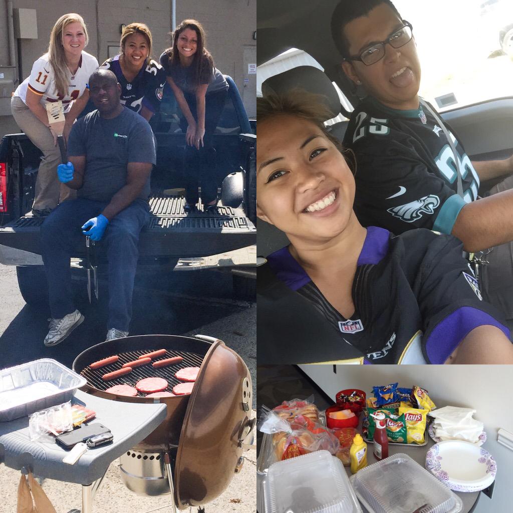 s0FARgonz's tweet photo. @DCRecruitERAC  #tailgate #dcerac #futbolamericana #workinghard #workflow #dcerac http://t.co/qjYPsgbCsr
