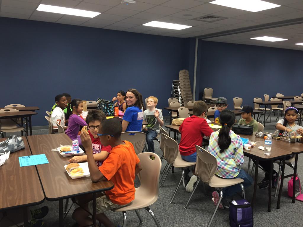 RebeccaPSelf's tweet photo. Can you spot me in the New Dragon Lunch Bunch? Can't wait to host another in Oct! #kdepride #coolcounselors #katyesc http://t.co/pJeEWfVTvk