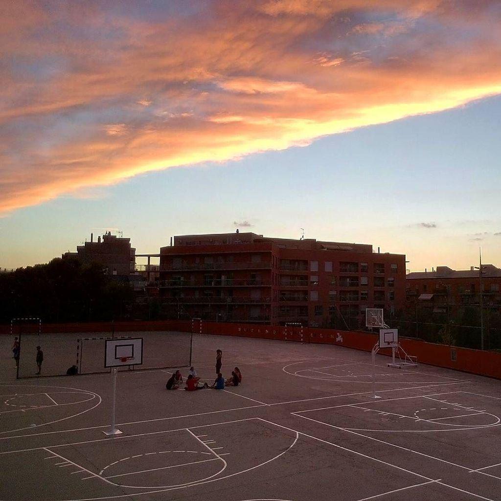 xavi_franch's tweet image. Every piece of a lifetime is a god gift #andthisishowyouknowit #maristesrubi #timeschangin… ift.tt/1Yl3SK0