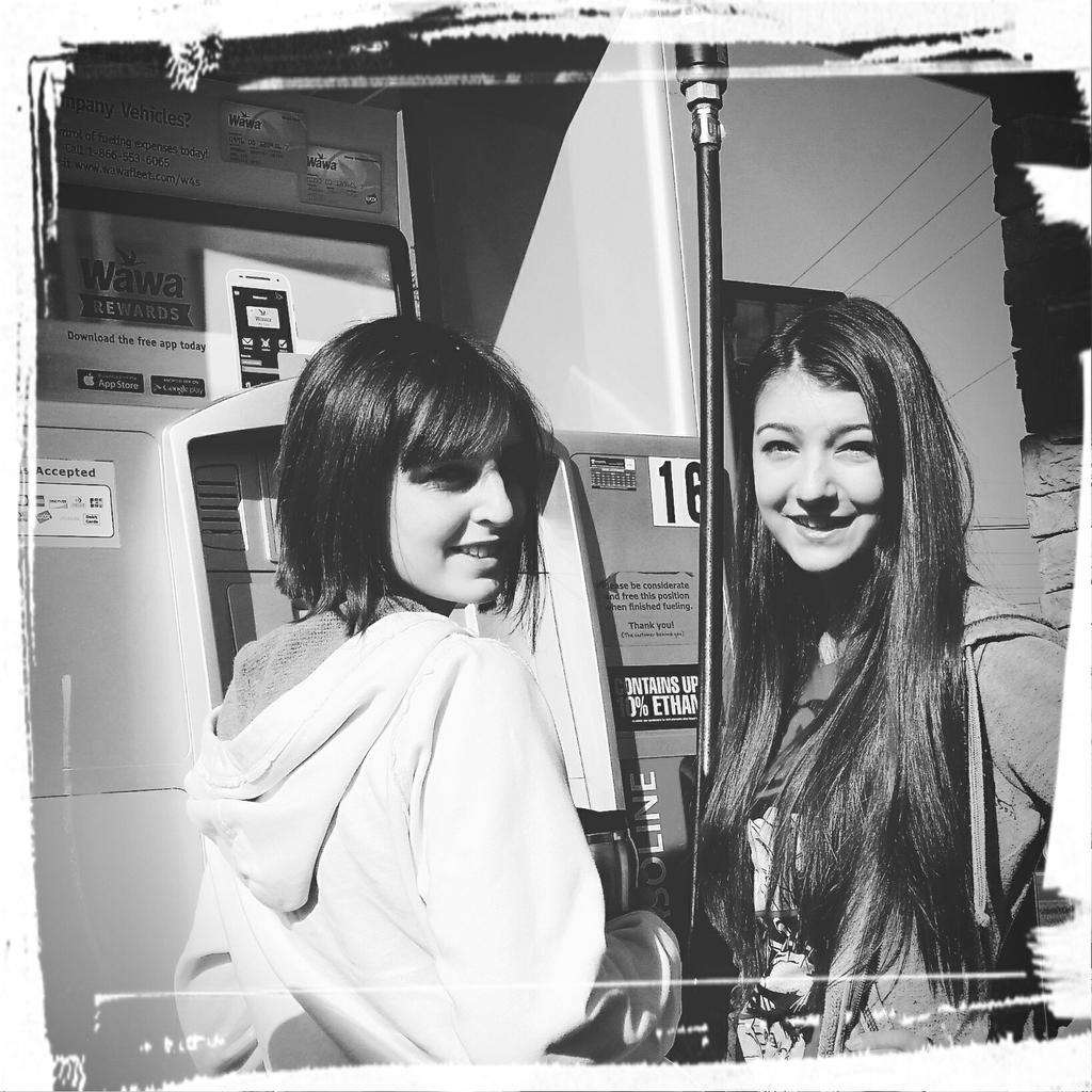 shadowfrost13's tweet photo. Yup. She's on the road. And guess who's teaching her. #permit #sweetsixteen #imtwentyone #sisters http://t.co/nmRdFi4FM4
