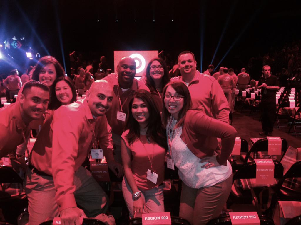 bdussanTGT's tweet photo. Loved my first FSM! So proud to be a part of this AMAZING team!#YouMakeTarget #r200cannonball #g290love http://t.co/I5ZZGoEaOH