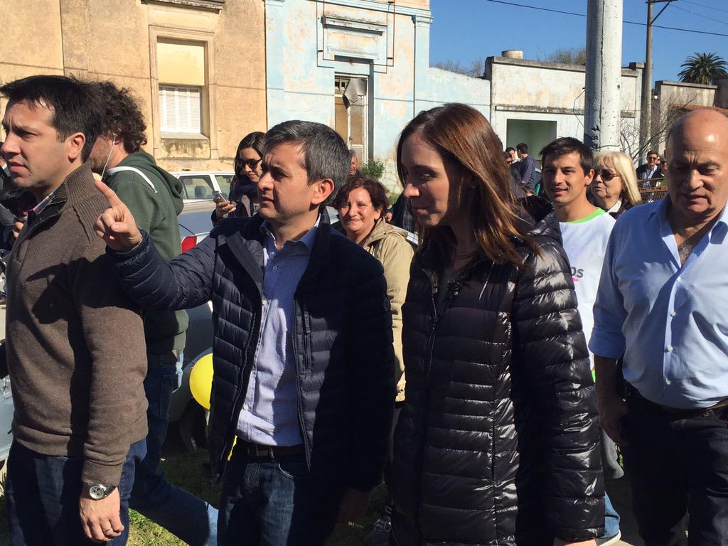 sergiopolite's tweet photo. @mariuvidal junto al candidato a Intendente de #Cambiemos en #Necochea @PabloAued y @geronimovenegas hace instantes http://t.co/m68n1syem5