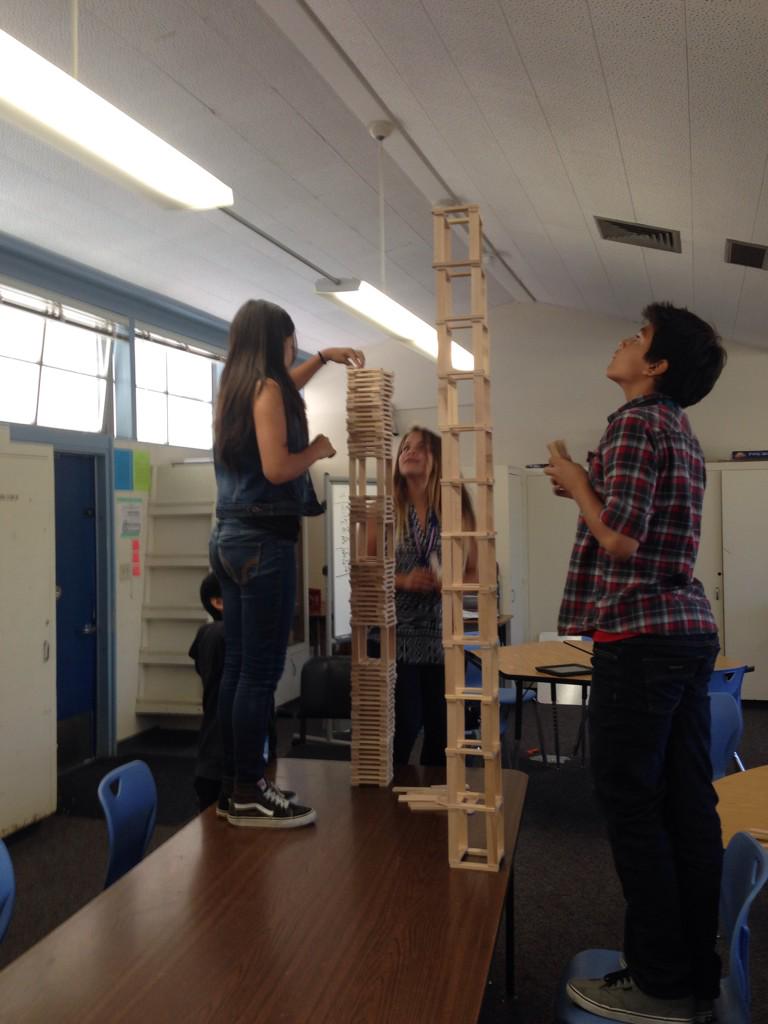 crewsmath's tweet photo. Future architects explore structural stability #sharkitects @VIDASHARKS http://t.co/nGiMqSYJw4