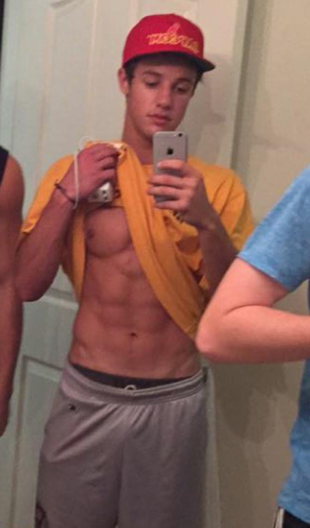 MattEspinosaCAP's tweet photo. Using Allisons fine guy friday. http://t.co/m2En7GvYqk