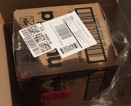 PFqpgh5's tweet photo. I ordered a bucket of Nutella for #LHOP. It was not packed properly. 😱 #BadAmazon @Lewis_Chicks http://t.co/YilWhL2alV