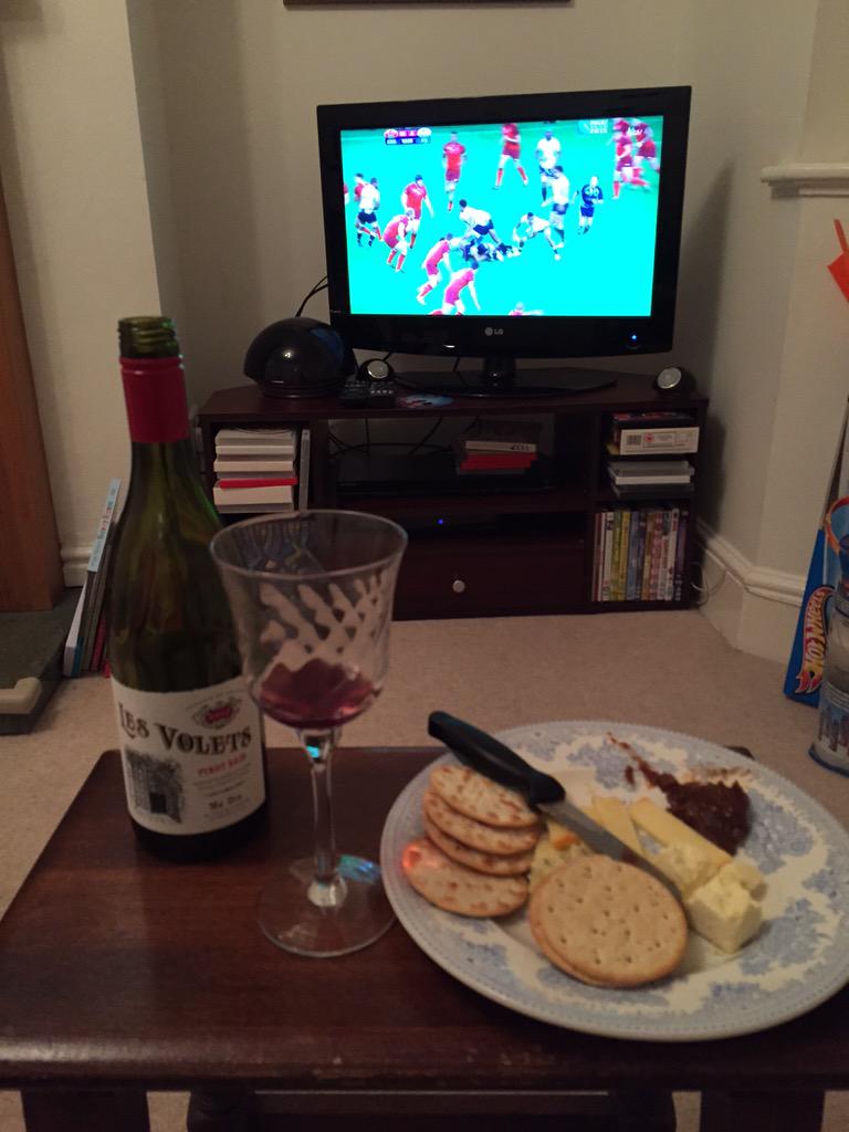 rc_corcoran's tweet photo. The way to spend a Friday night. Thanks @teeofftimes_RB http://t.co/yammiZbu4P