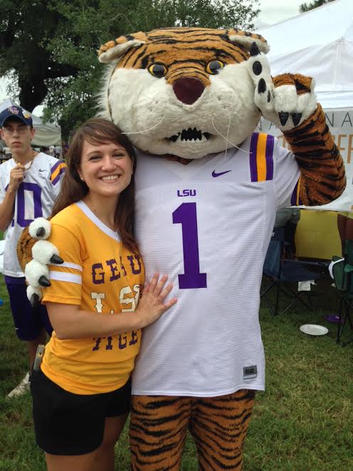 T4T_Coalition's tweet photo. #LPLG @T4T_LSU will rally tiger fans to support their mascot! #MakeARoar! http://t.co/NAH9r5byWL http://t.co/Z7B40ZU5Nb